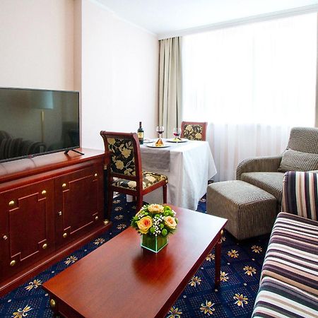 A Hoteli - Hotel Sloboda Šabac Quarto foto