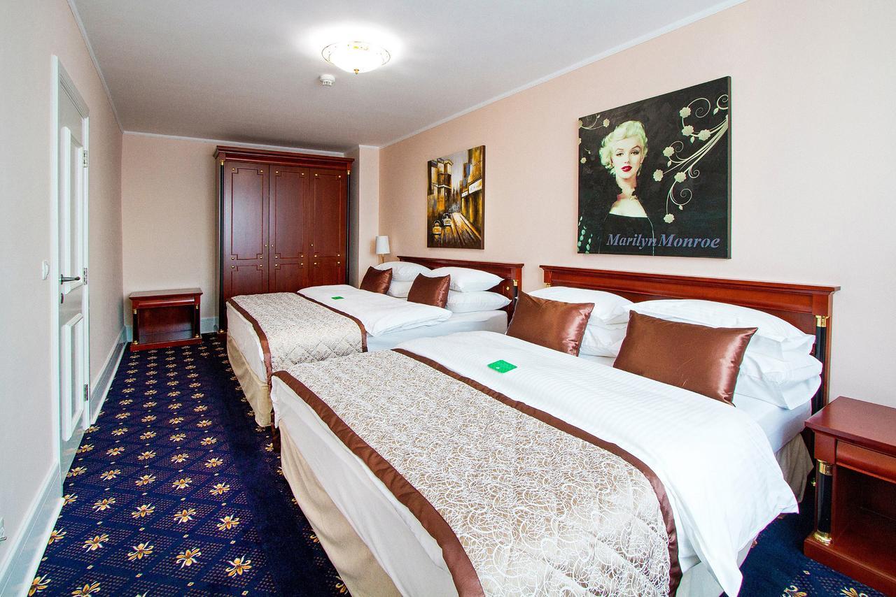 A Hoteli - Hotel Sloboda Šabac Quarto foto